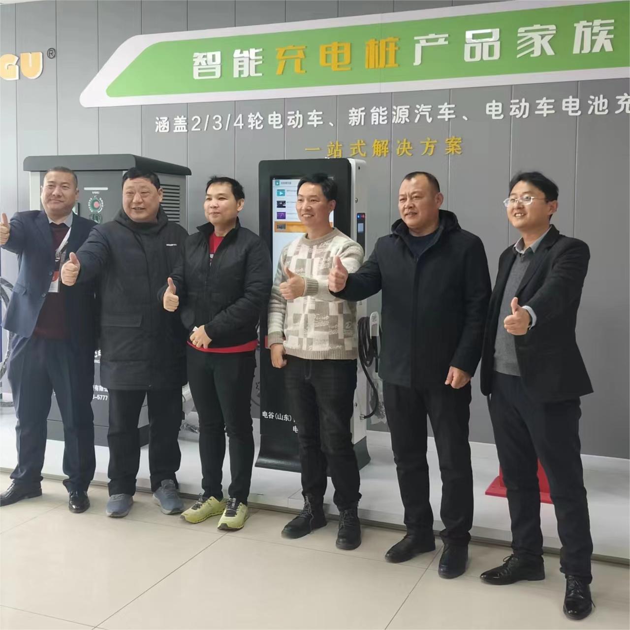 泰国客户亲临我司参观考察,充电桩产品引关注 泰国客户亲临我司参观考察,充电桩产品引关注