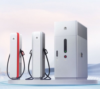 Charging pile technology innovation, Huawei launches fully liquid-cooled supercharger