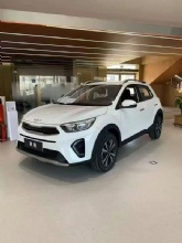 Kia  Yipao Stonic 5-Seat Small Gasoline SUV City Commuting Compact Car